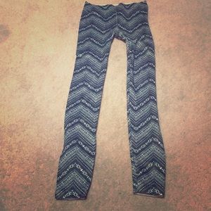 3/$15 womens blue and black designed leggings